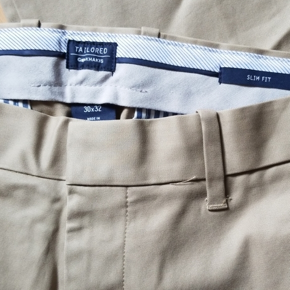 Men GAP Khakis - Picture 2 of 3